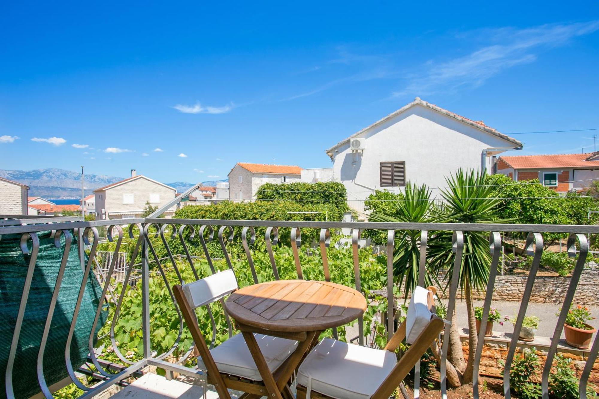 Apartments And Rooms With Parking Space Supetar, Brac - 5658 Bagian luar foto